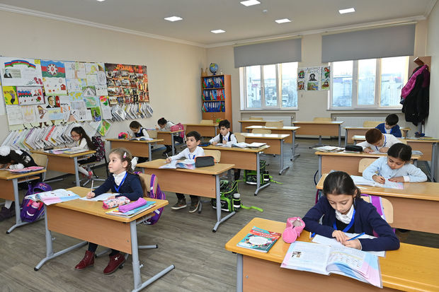 iv-sinif-sagirdlerinin-yerdeyismesi-dayandirilib